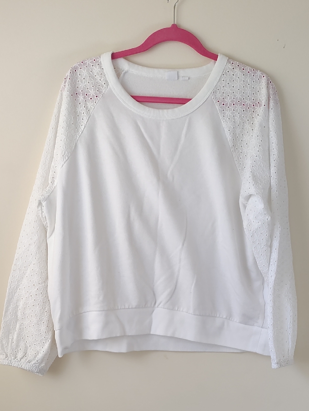 GAP White Eyelet Raglan Sleeve Sweatshirt